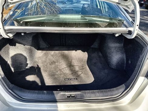 Used 2024 Nissan Altima 2.5 S image 31