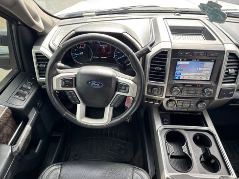 Used 2018 Ford F250 Lariat AWD/4WD image 16
