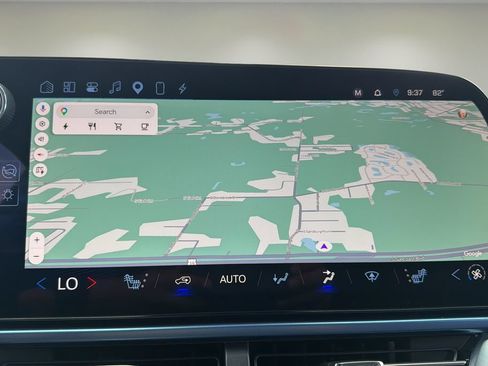 Used 2025 Chevrolet Equinox EV LT w/ Convenience Package FWD image 25