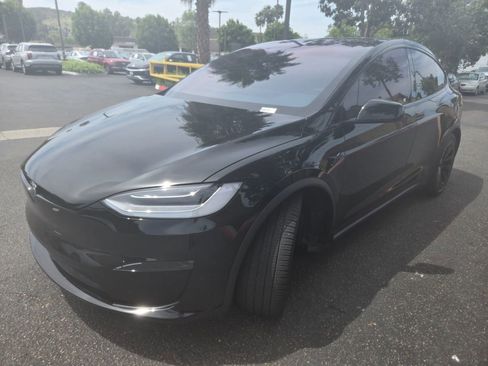 Used 2023 Tesla Model X AWD/4WD image 4