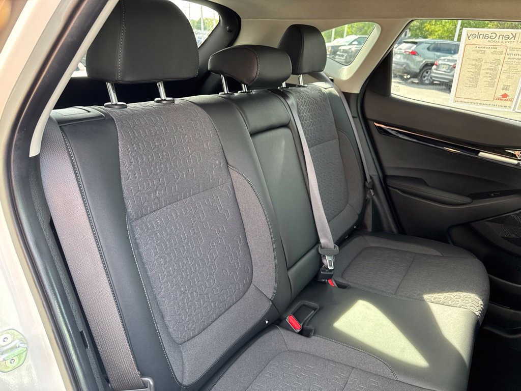 Used 2024 Kia Seltos S AWD/4WD image 32
