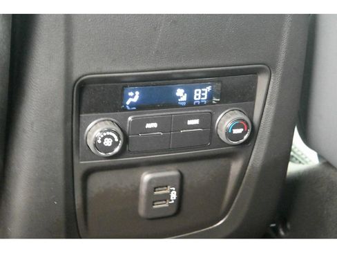 Used 2024 Buick Enclave Essence w/ Experience Buick Package image 30