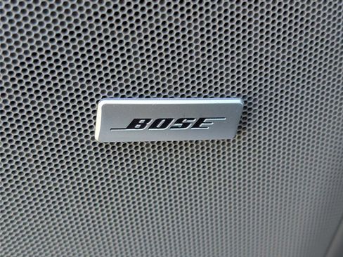 Used 2024 GMC Yukon SLT image 22