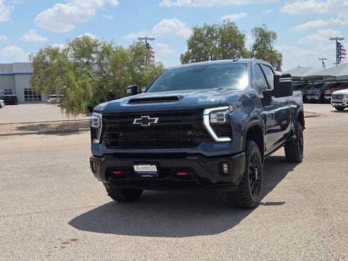 Used 2025 Chevrolet Silverado 2500 LTZ w/ Trail Boss Package AWD/4WD image 3