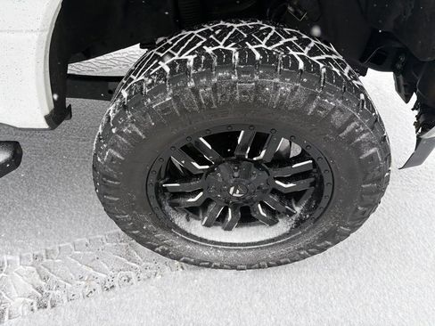 Used 2019 Ford F250 XLT w/ XLT Value Package image 13