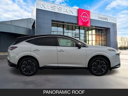 New 2026 Nissan Murano Platinum w/ Cargo Package image 6