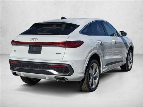New 2025 Audi Q5 Premium Plus AWD/4WD image 2