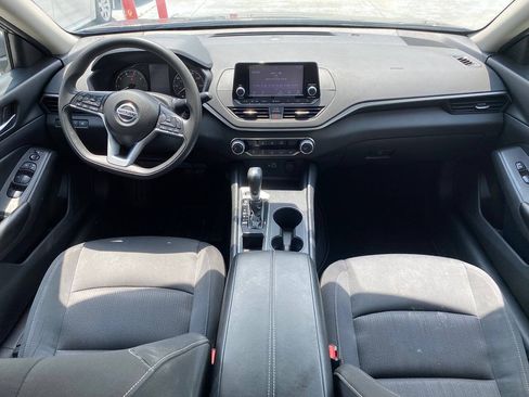 Used 2021 Nissan Altima 2.5 S FWD image 5