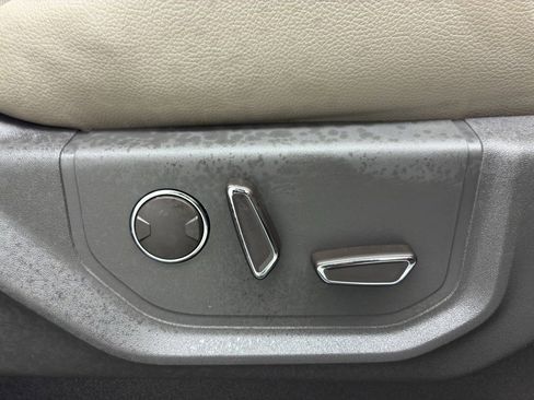 Used 2018 Ford Expedition Limited w/ Equipment Group 302A image 54