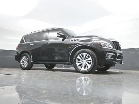 Used 2016 INFINITI QX80 4WD w/ Driver's Assistance Package image 43