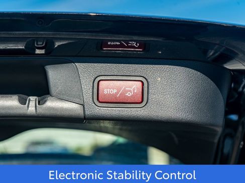 Used 2023 Mercedes-Benz GLB 35 AMG 4MATIC image 11