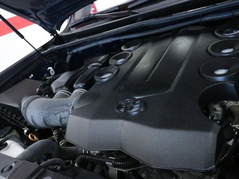 Used 2022 Toyota 4Runner Limited AWD/4WD image 8