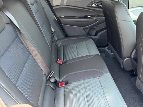 New 2026 Chevrolet Trax LT w/ Midnight Edition FWD image 10