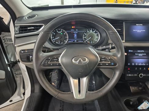 Used 2023 INFINITI QX50 Luxe FWD image 12