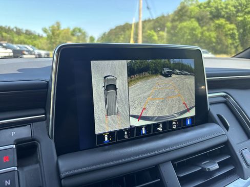 Used 2022 Chevrolet Tahoe Z71 w/ Luxury Package image 20