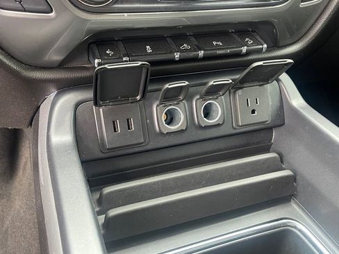 Used 2018 Chevrolet Silverado 1500 LT w/ All Star Edition image 30