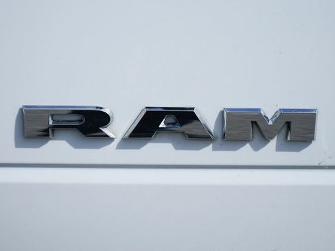 Used 2022 RAM 3500 Big Horn image 48