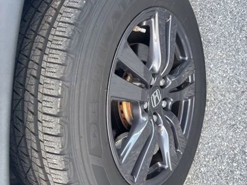 Used 2020 Honda Ridgeline Sport image 9
