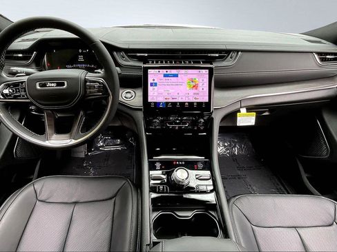 New 2025 Jeep Grand Cherokee Overland w/ Trailer Tow Package image 5