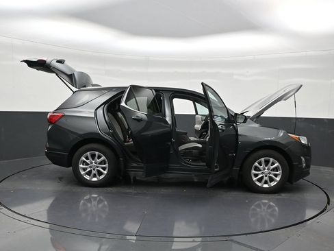 Used 2020 Chevrolet Equinox LT FWD image 32