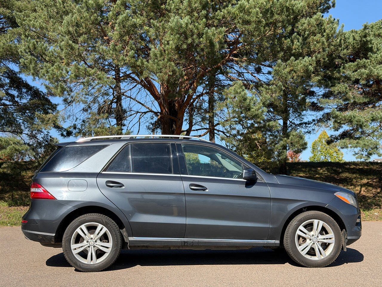 Used 2015 Mercedes-Benz ML 250 BlueTEC 4MATIC image 7