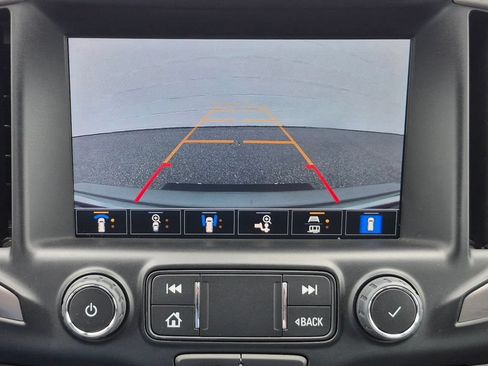 Used 2022 GMC Terrain AT4 w/ Infotainment Package II AWD/4WD image 19