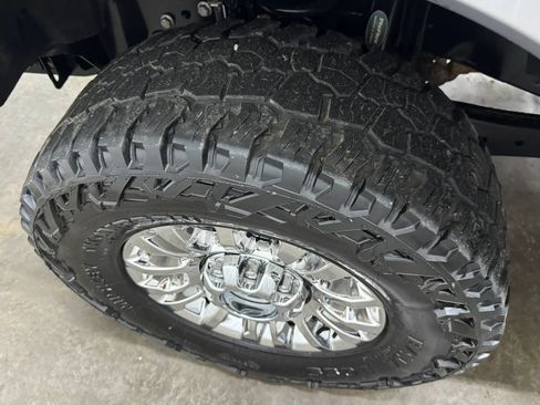 Used 2022 Ford F350 XLT w/ XLT Premium Package AWD/4WD image 9