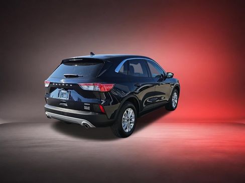 Used 2021 Ford Escape SE AWD/4WD image 8