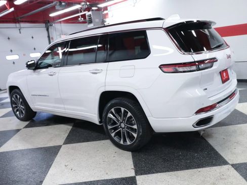 Used 2021 Jeep Grand Cherokee L Overland w/ Advanced Protech Group III RWD image 6