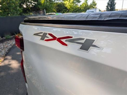 Used 2019 Chevrolet Silverado 1500 LT w/ All-Star Edition AWD/4WD image 19