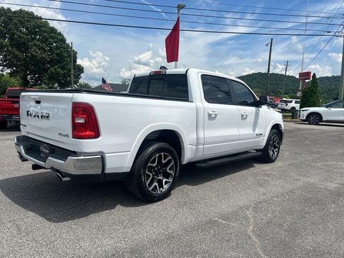 Used 2026 RAM 1500 Laramie AWD/4WD image 3