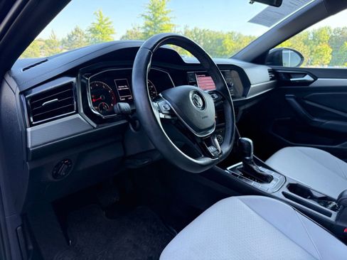 Used 2019 Volkswagen Jetta R-Line FWD image 22