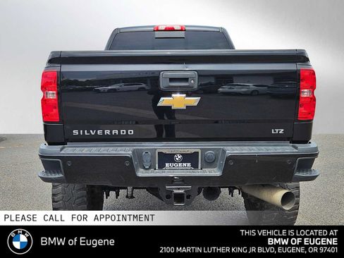 Used 2018 Chevrolet Silverado 2500 LTZ w/ Duramax Plus Package AWD/4WD image 4