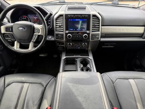 Used 2021 Ford F250 Platinum w/ FX4 Off-Road Package image 24