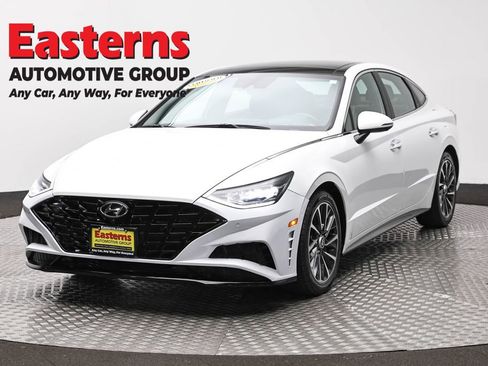 Used 2023 Hyundai Sonata Limited FWD image 1