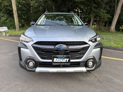 Certified 2023 Subaru Outback Limited AWD/4WD image 3