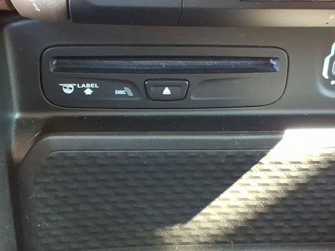 Used 2019 RAM 1500 Laramie image 21