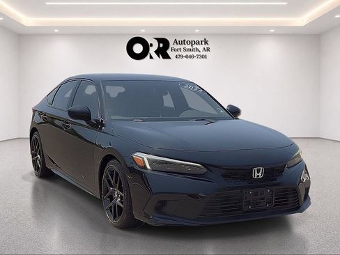 Used 2024 Honda Civic Sport image 1