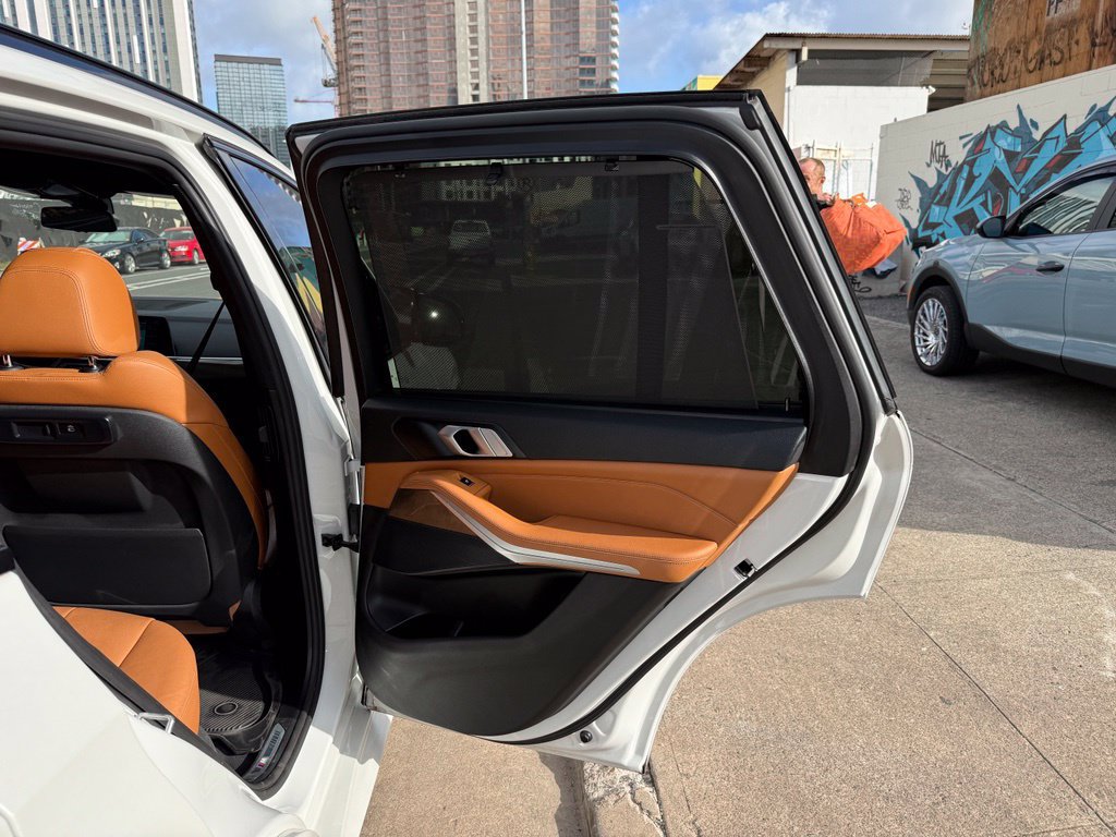 Used 2019 BMW X5 xDrive40i w/ M Sport Package AWD/4WD image 11