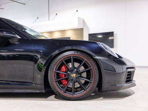 Used 2020 Porsche 911 Carrera S RWD image 23