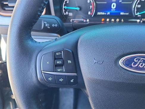 Used 2022 Ford Maverick Lariat w/ Equipment Group 500A Standard image 13