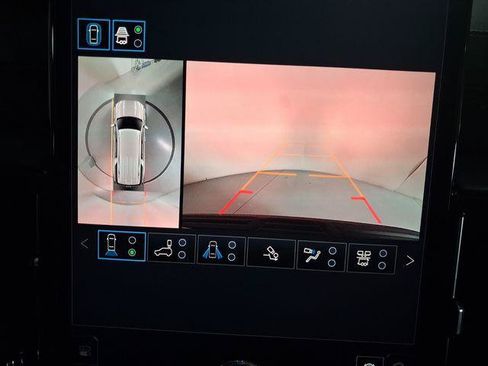 New 2026 GMC Yukon XL AT4 w/ AT4 Premium Plus Package AWD/4WD image 21