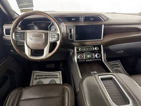 Used 2021 GMC Yukon XL Denali AWD/4WD image 23