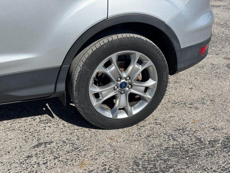 Used 2016 Ford Escape Titanium FWD image 12