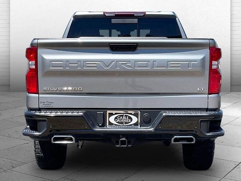 Used 2025 Chevrolet Silverado 1500 LT Trail Boss w/ LT Trail Boss Premium Package AWD/4WD image 3
