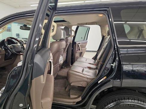 Used 2016 Lexus GX 460 w/ Premium Package AWD/4WD image 35