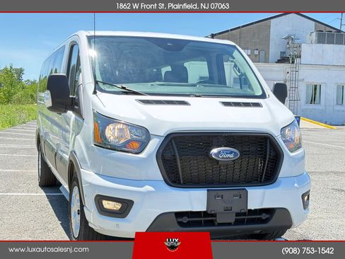 Used 2021 Ford Transit 350 XLT RWD image 3