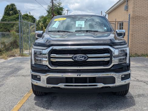 Used 2025 Ford F150 Lariat w/ Equipment Group 502A High AWD/4WD image 9