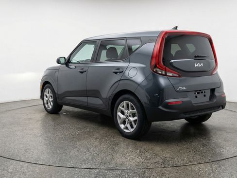 Used 2025 Kia Soul LX w/ LX Technology Package image 6