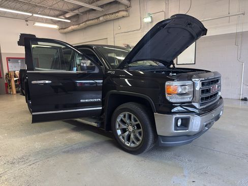 Used 2015 GMC Sierra 1500 SLT w/ Max Trailering Package AWD/4WD image 9